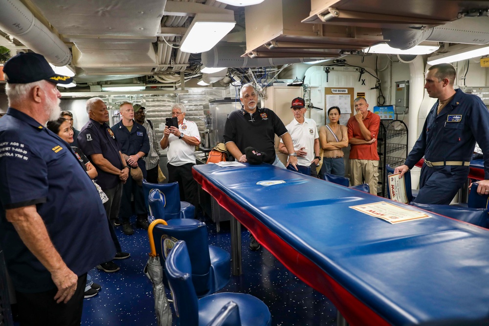 USS Higgins Facilitates Tour for VFW, American Legion During Thailand Port Visit