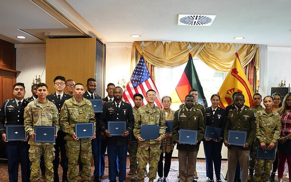 USAG Bavaria welcomes 21 newly naturalized citizens