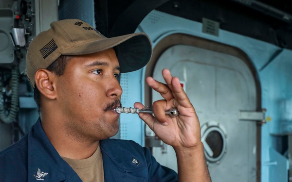 USS Higgins Conducts Replenishment-at-Sea With USNS Big Horn