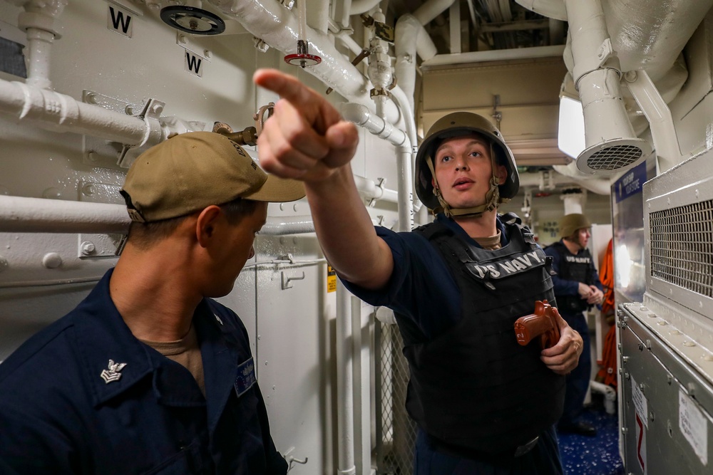 USS Higgins Conducts Mass Casualty Drill