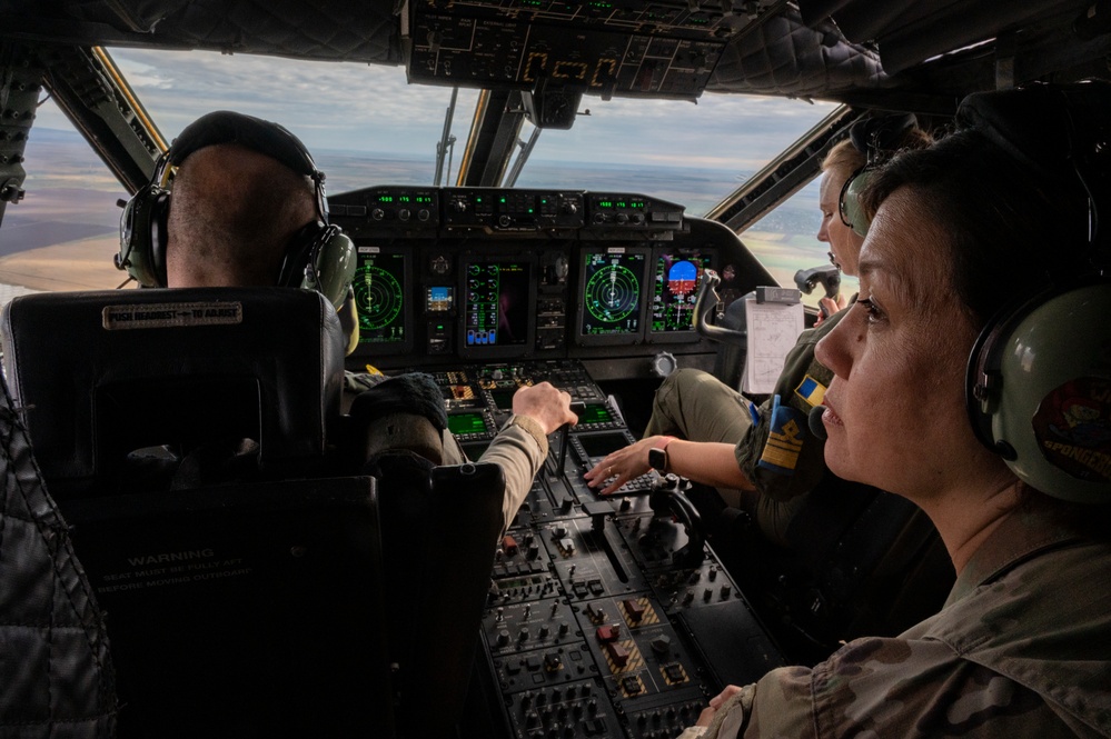 CMSAF visits with Romanian Air Force