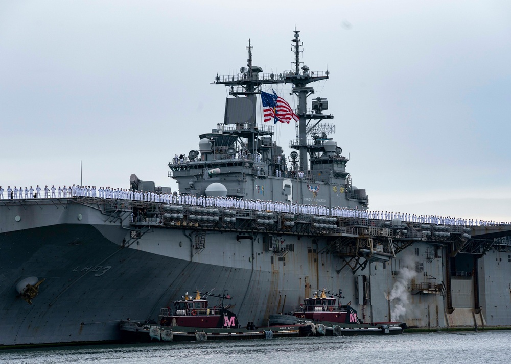 USS Kearsarge returns to Naval Station Norfolk