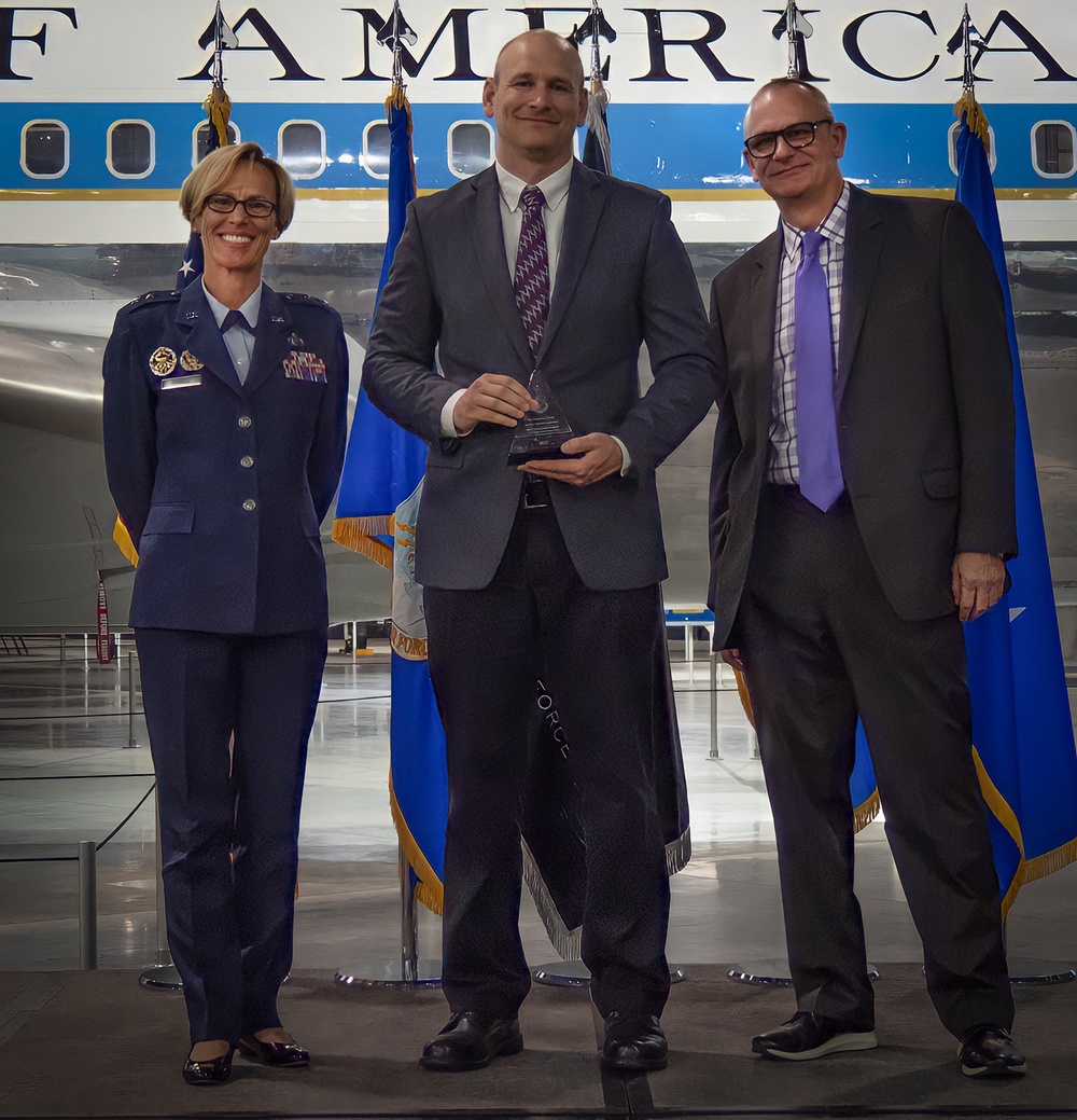 AFRL Fellows 2022 Honors ECA Award Winner Daniel Dault