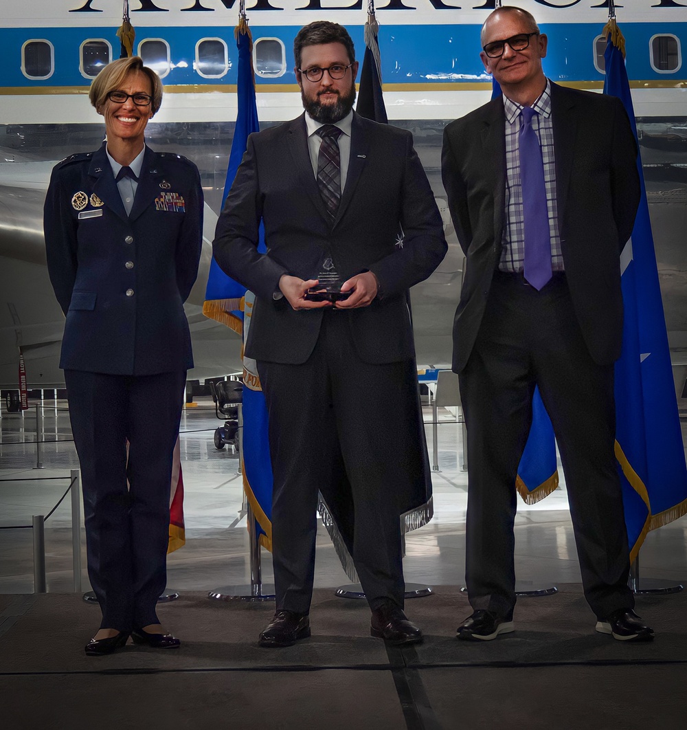 AFRL Fellows 2022 Honors ECA Award Winner Sean Donegan