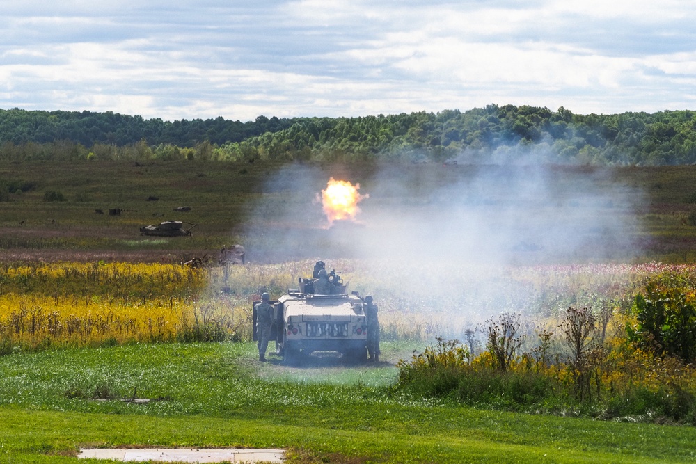 DVIDS - Images - 1-151 Seizes Opportunity to Fire Missiles Downrange ...
