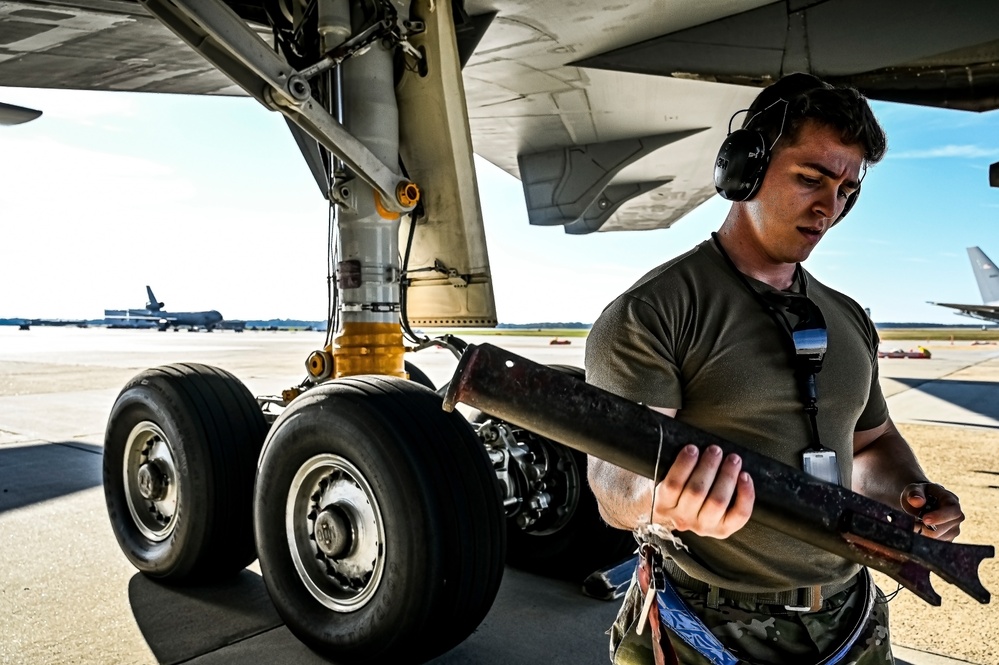 605th AMXS Crew Chief Embodies the Warrior Heart