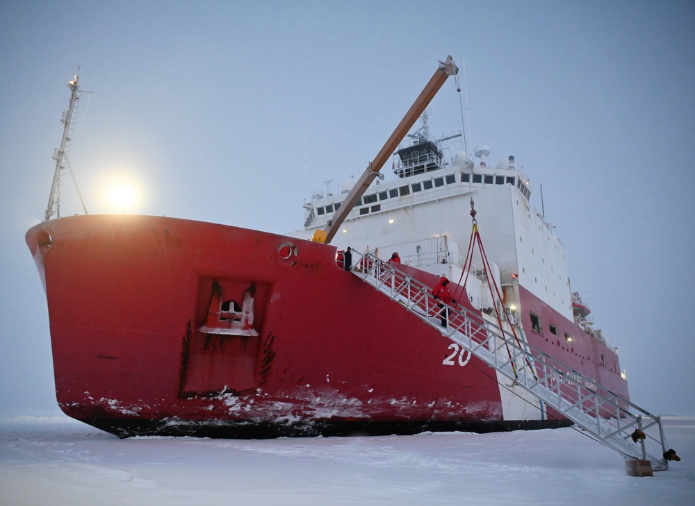 U.S. Coast Guard Cutter Healy reaches the North Pole