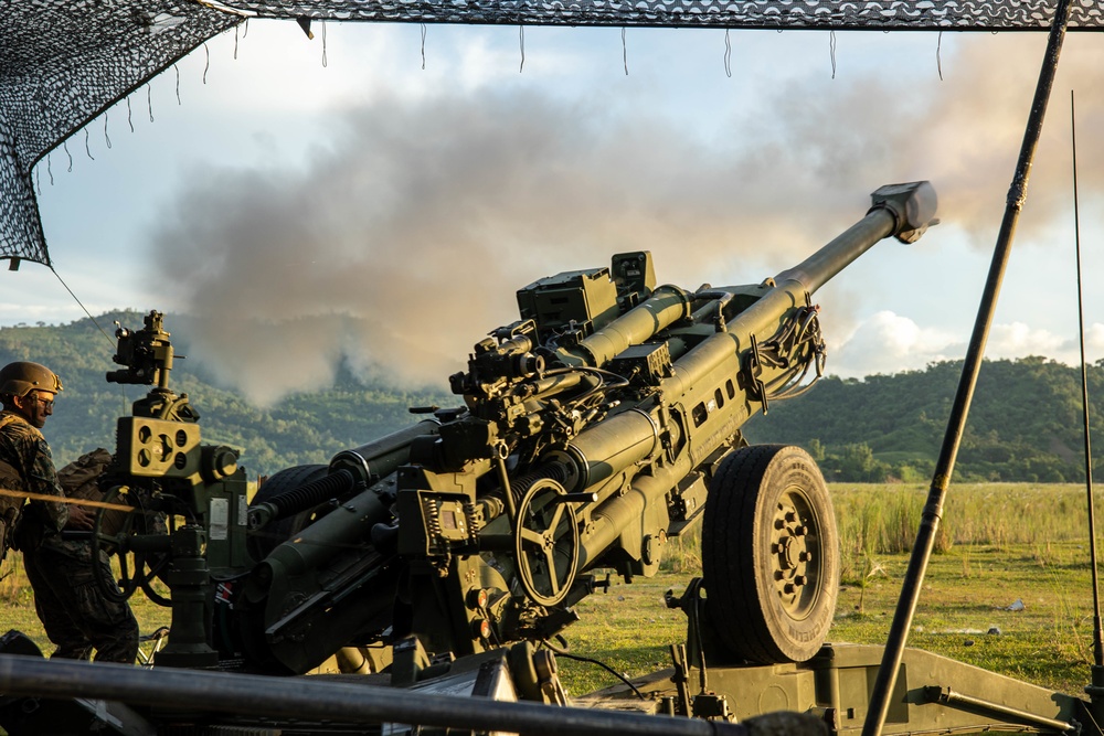 KAMANDAG 6 artillery live fire