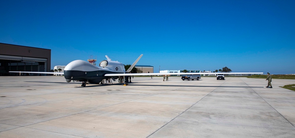 MQ-4C Triton Landing