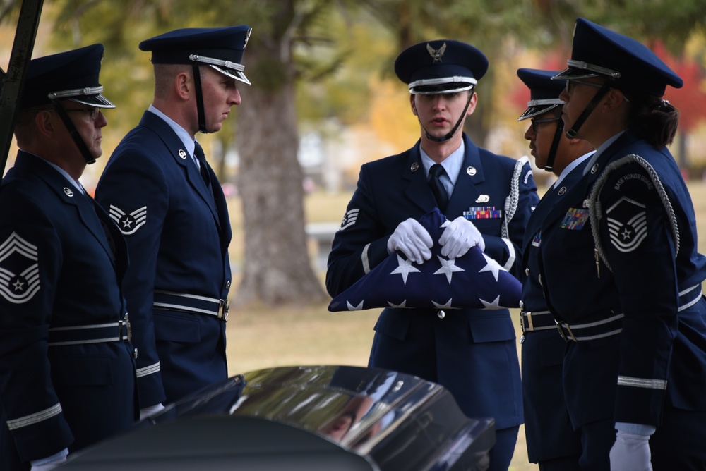 185h Honor Guard attends Col. Warren Nelson funeral