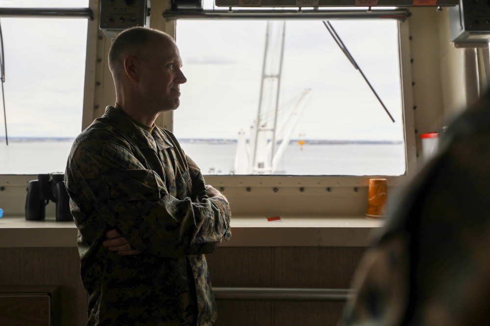 Resolute Dragon 22 | Marines and Sailors on USNS Dahl Execute Maritime Pre-positioning Force Offload Efforts
