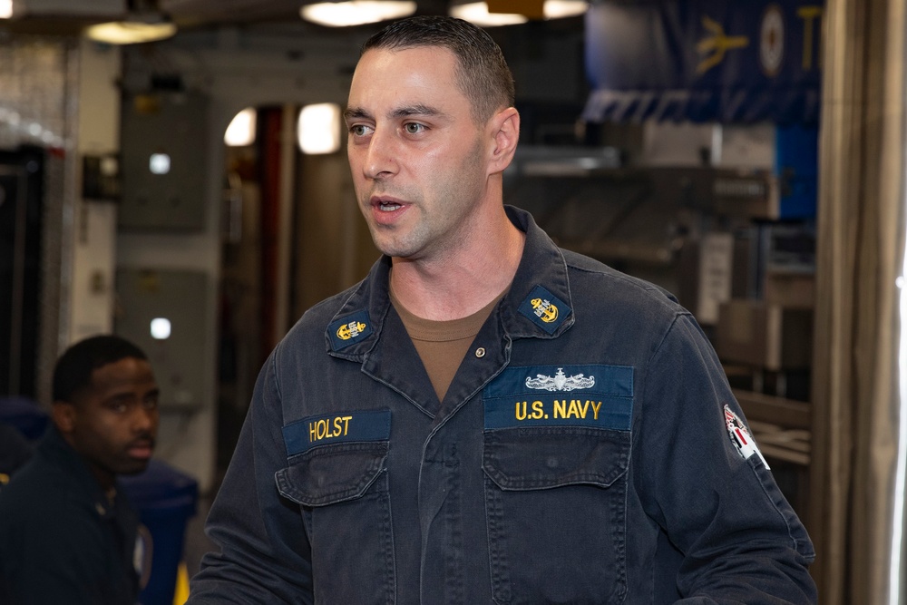 USS Tripoli Conducts Damage Control Training