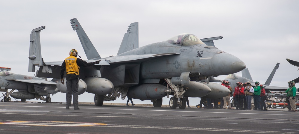 F/A-18E Taxis On Flight Deck