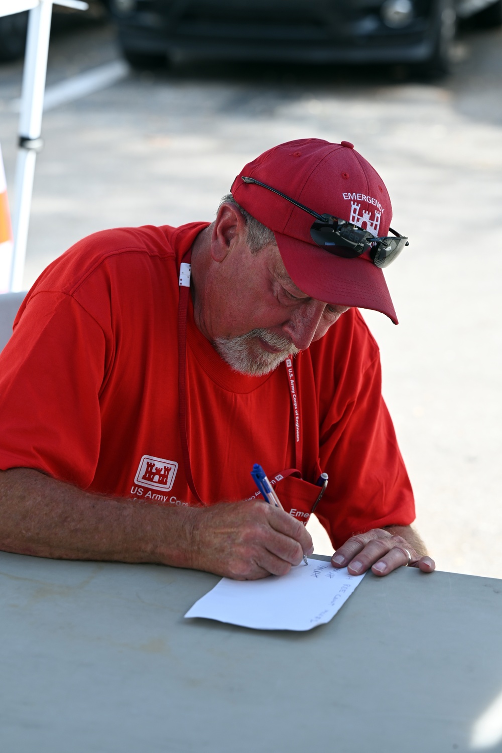 USACE team collects Operation Blue Roof applications