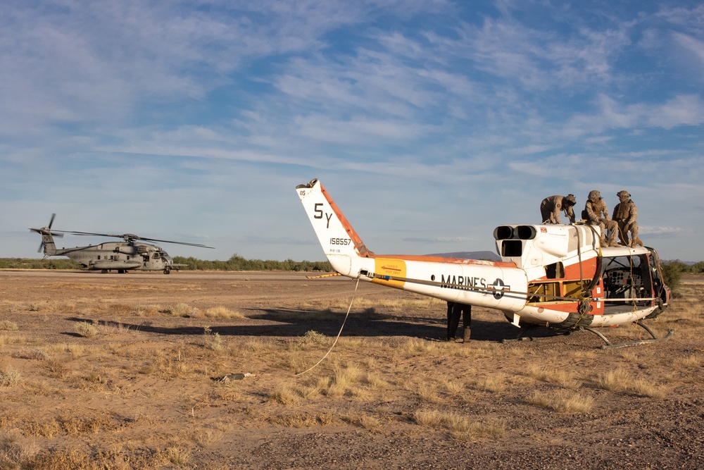 WTI 1-23: CH-53E External Lift