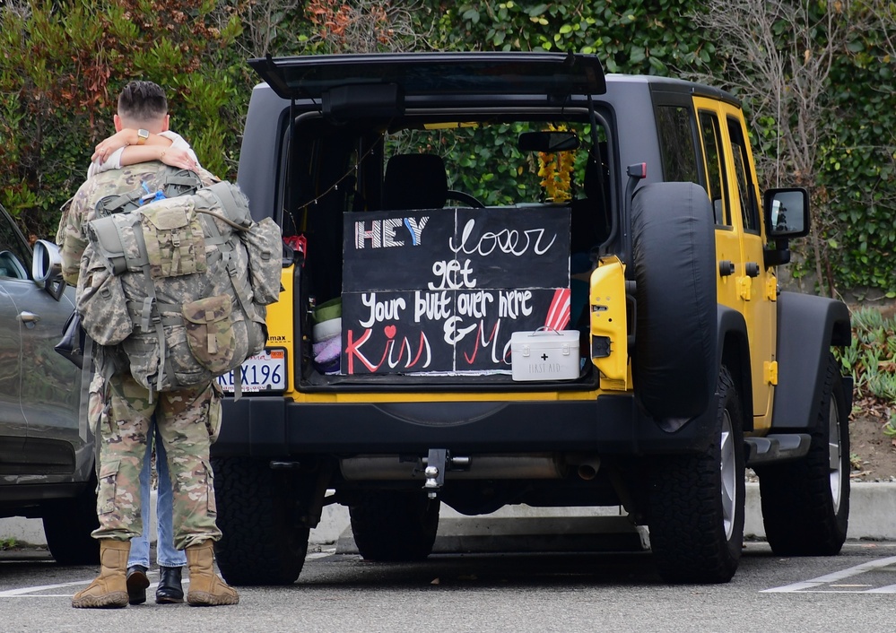 Cal Guard's 1-185th Infantry Regiment's homecoming