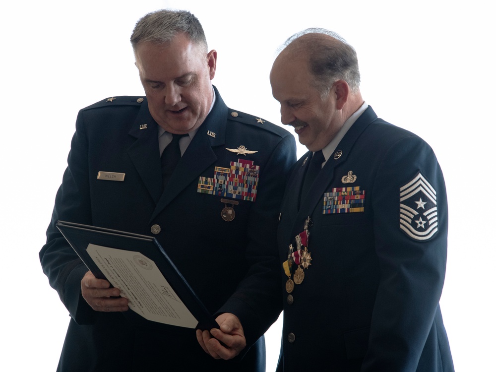 Washington ANG State Command Chief retires after 35 years of military service