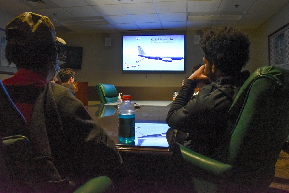 117th Air Refueling Wing hosts an AIM Flight