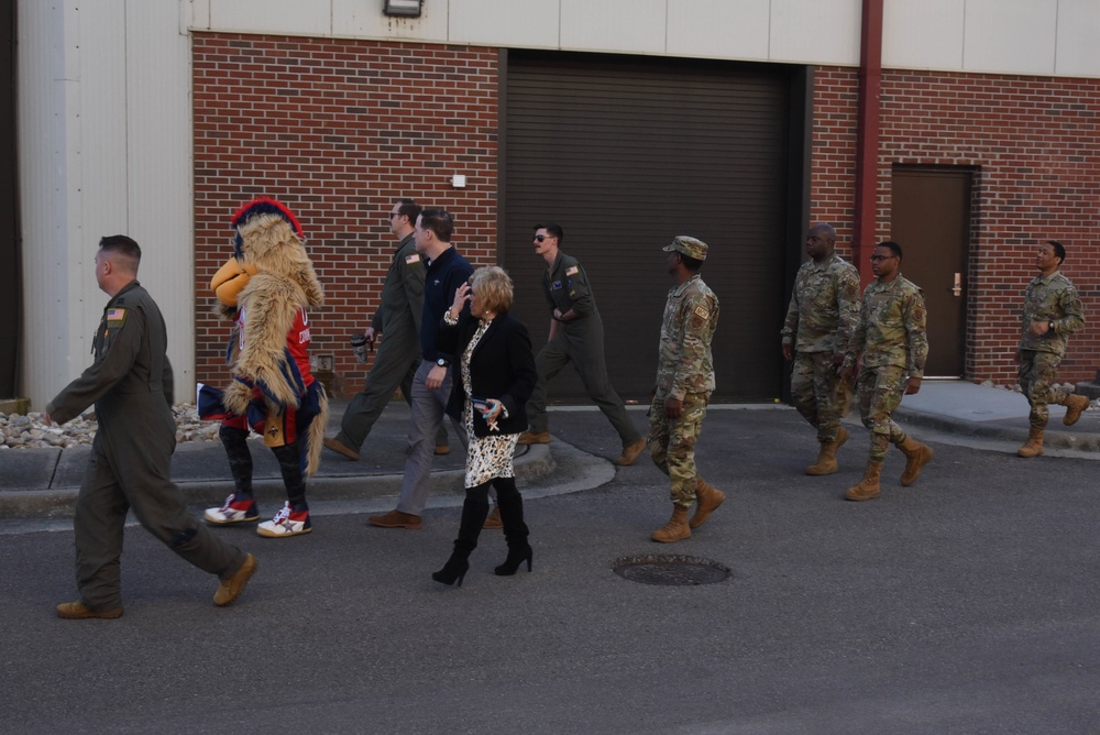 Birmingham Squadron Visits 117th Air Refueling Wing