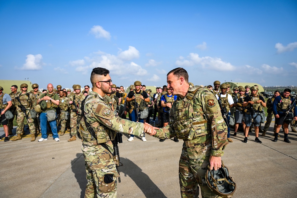 Incirlik AB leaders welcome DCOM USAFE-AFAFRICA