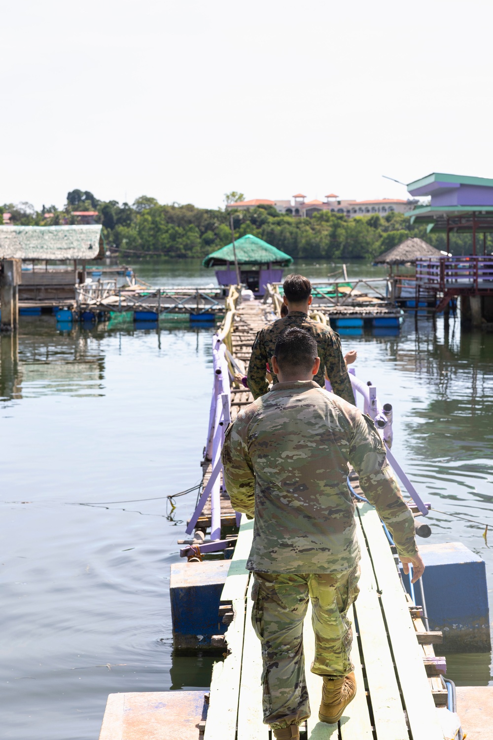11th MEU conducts civil affairs engagement with Philippine daycares