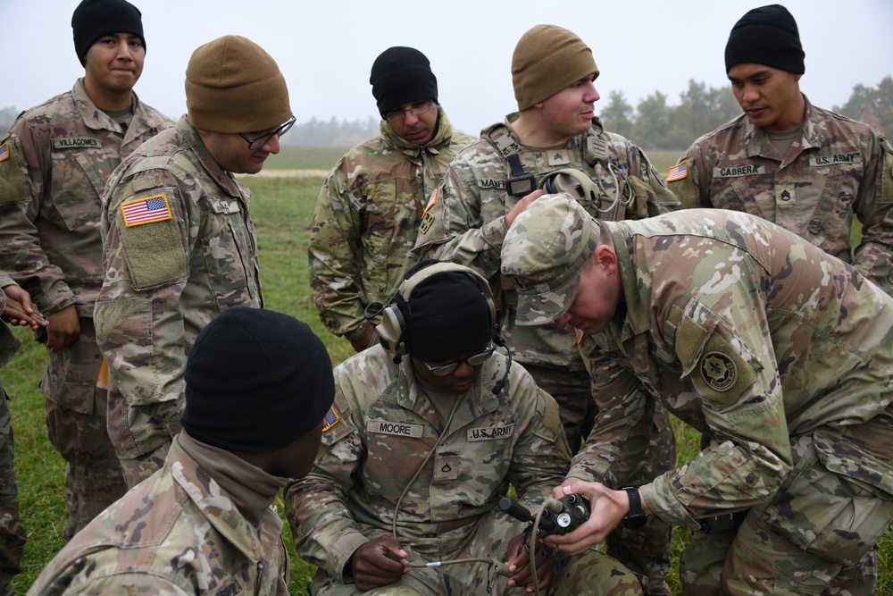 4-2 Cavalry Regiment conduct hands on training