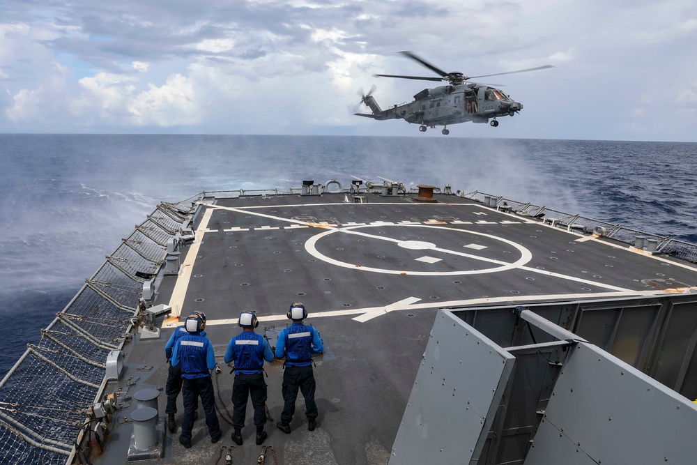 USS Higgins Conducts Flight Operations With Royal Canadian Navy