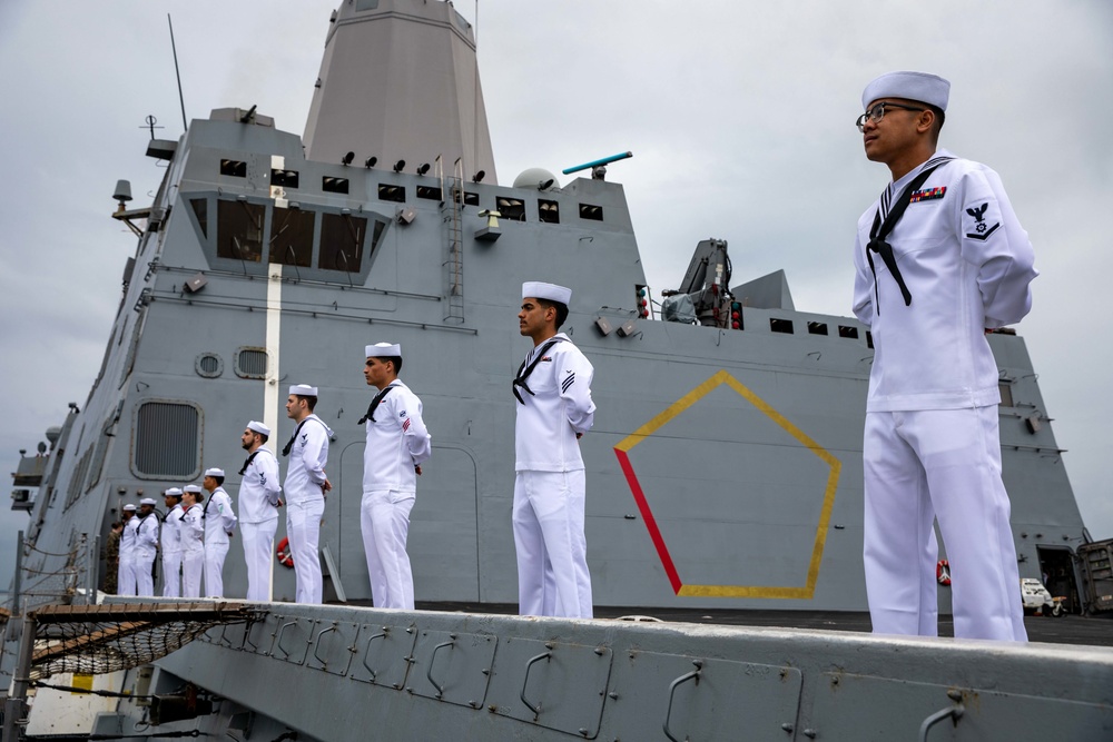 USS Arlington returns to Norfolk, Virginia after seven-month deployment