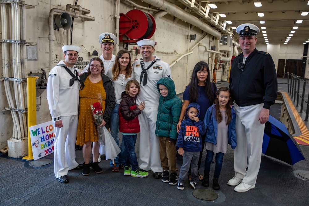 USS Arlington returns to Norfolk, Virginia after seven-month deployment