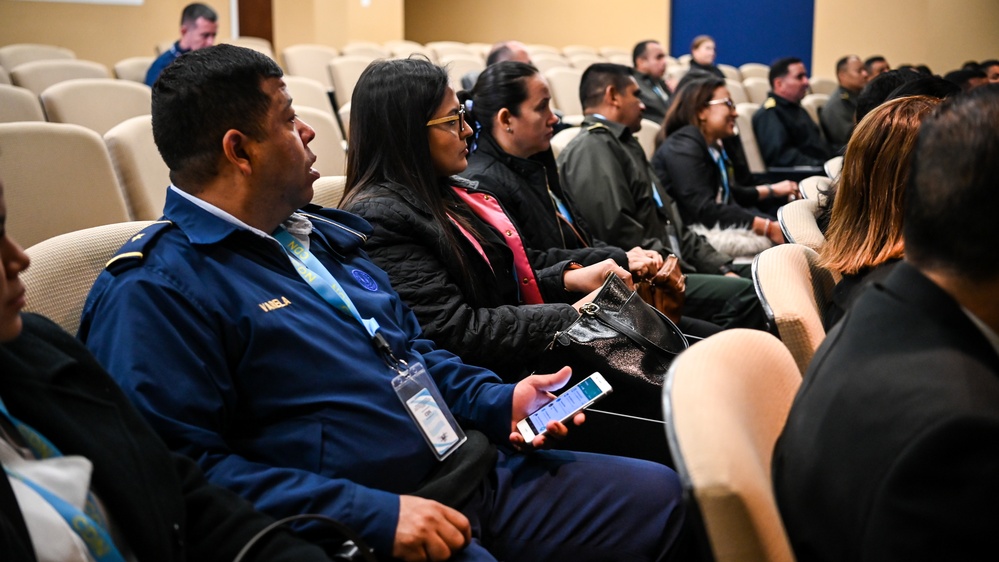 Honduraan CDN Visits the IADC