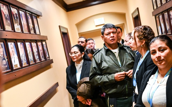 Honduraan CDN Visits the IADC