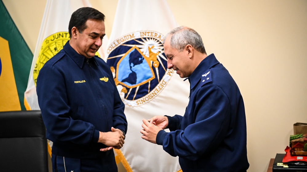 Honduraan CDN Visits the IADC