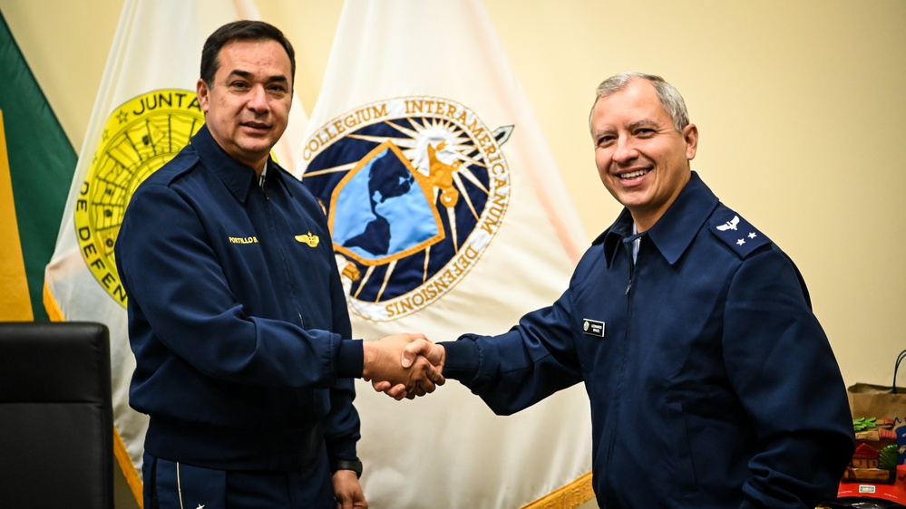 Honduraan CDN Visits the IADC