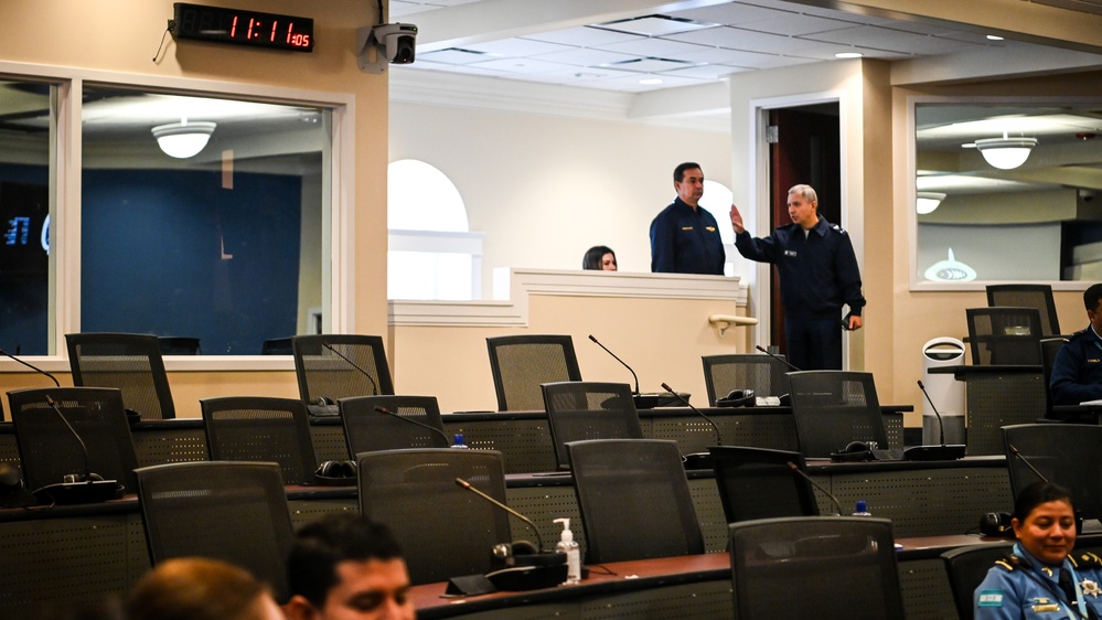 Honduraan CDN Visits the IADC