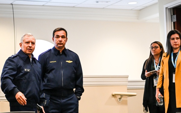 Honduraan CDN Visits the IADC