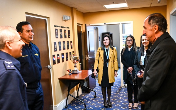 Honduraan CDN Visits the IADC