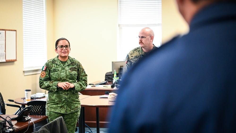 Honduraan CDN Visits the IADC