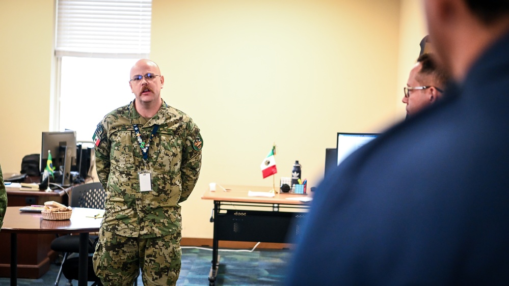 Honduraan CDN Visits the IADC