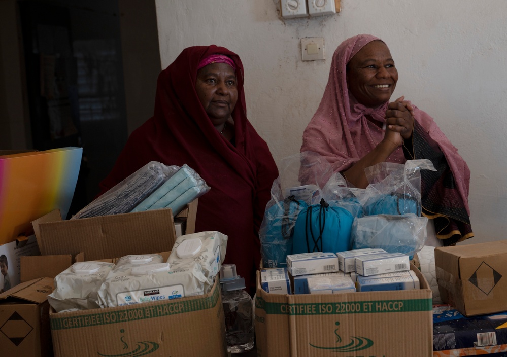 AB 201 donates medical supplies to local Agadez women’s clinic