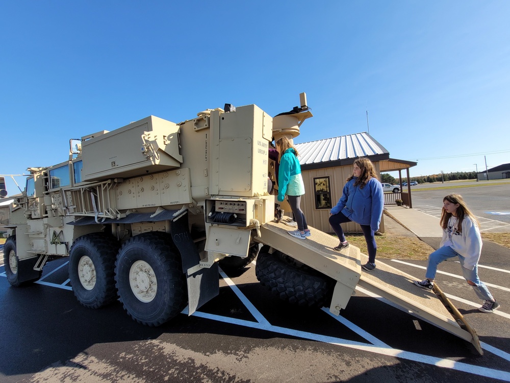 EOD Soldiers at Fort Drum show students the STEM side of their profession