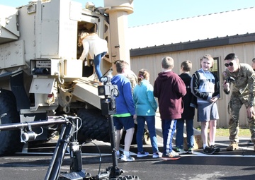 EOD Soldiers at Fort Drum show students the STEM side of their profession