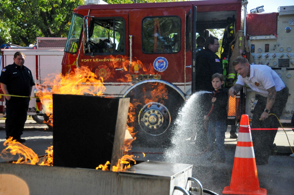 Fort Leavenworth celebrates fire prevention week