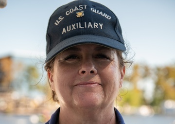 Coast Guard Auxiliary supports the Madisonville Wooden Boat Festival