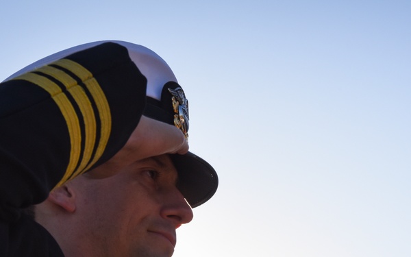 NTAG ORV CO presents retired chaplain with LOA