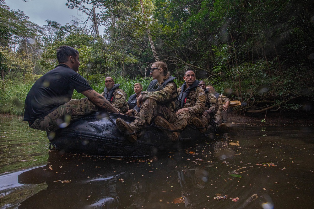 Lightning Academy JOTC #01-23 - Waterborne Operations