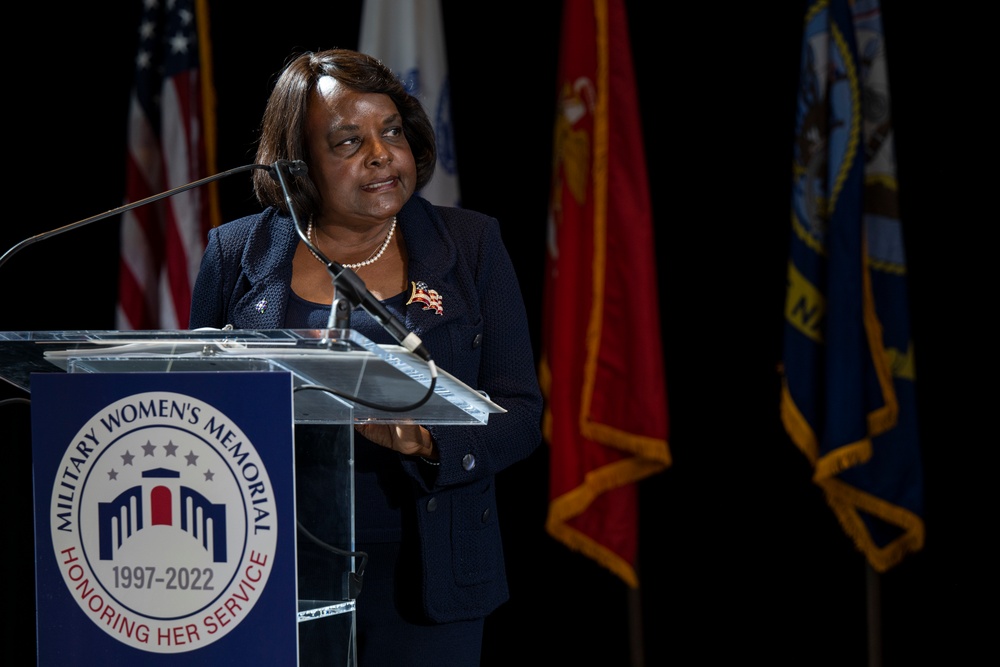 SECDEF Hosts 25th Anniversary Ceremony for Military Women's Memorial