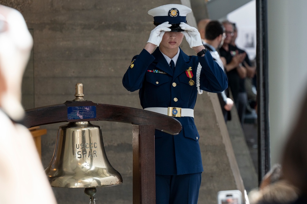 SECDEF Hosts 25th Anniversary Ceremony for Military Women's Memorial