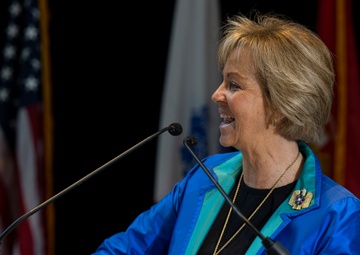 SECDEF Hosts 25th Anniversary Ceremony for Military Women's Memorial
