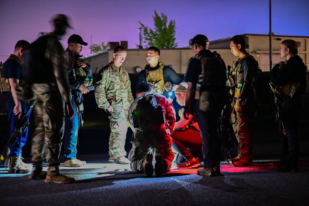 Shadows in the Night: Kunsan hosts combined SOF training