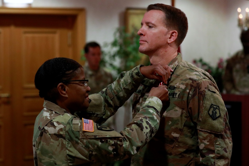 The 7th Intermediate Level Education Detachment thanks Gladish